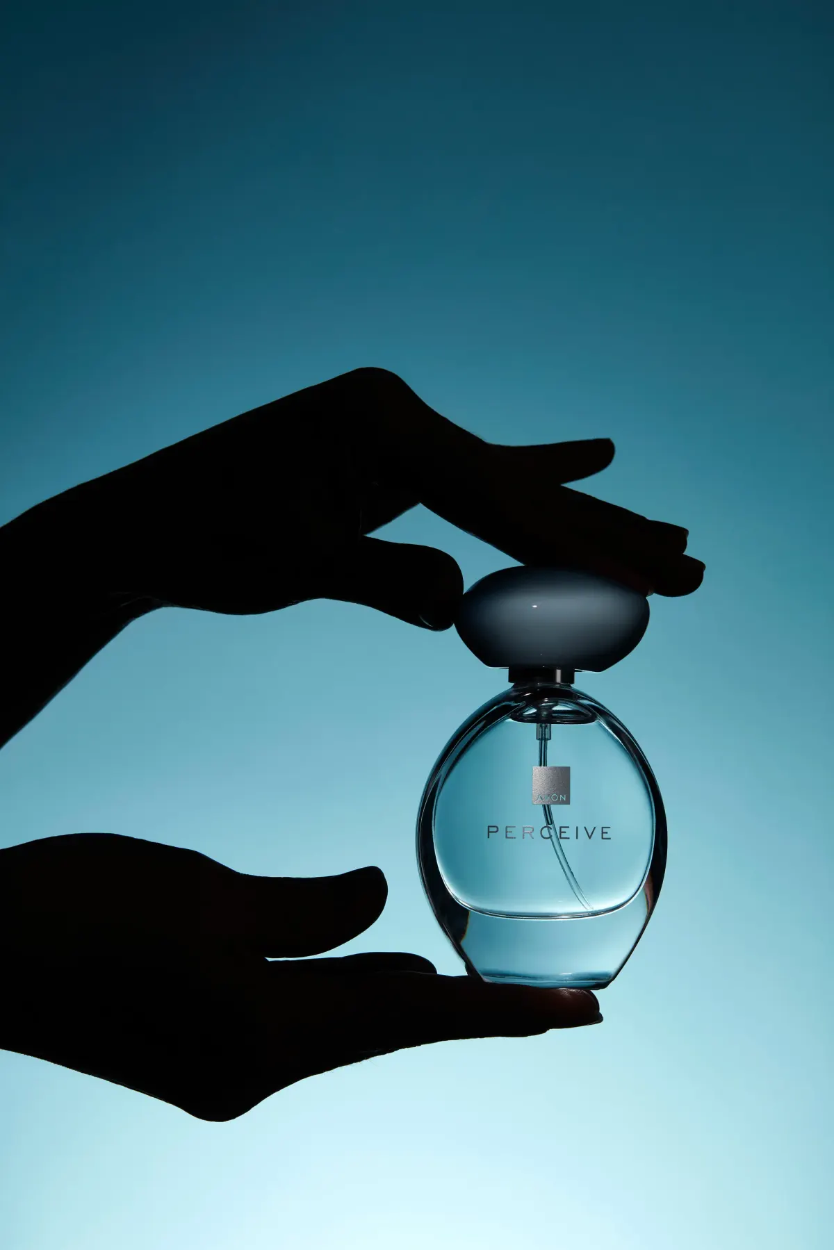 AVON, кадр 20