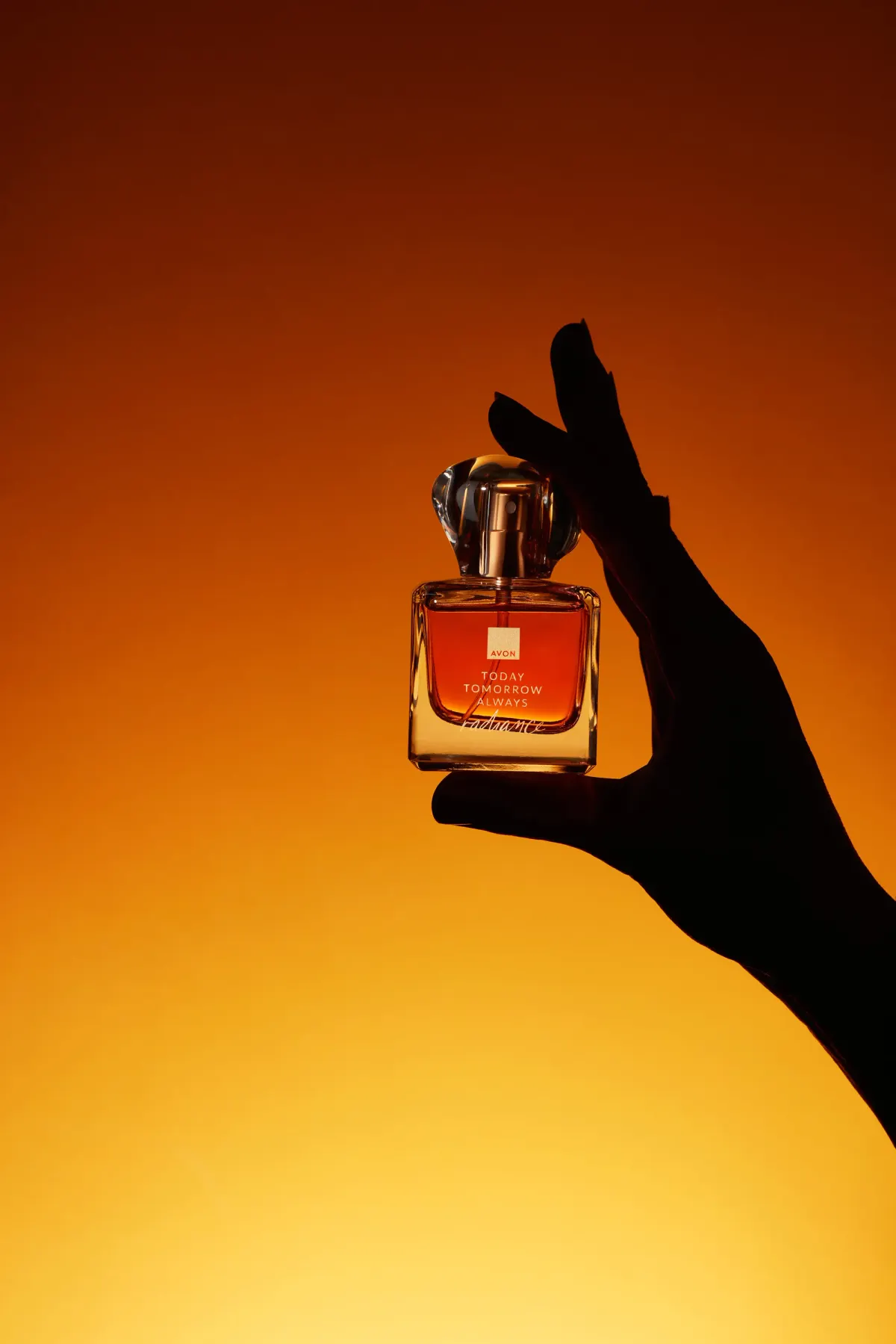 AVON, кадр 24